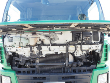 いすゞ ギガ 冷凍ウイング 大型 QKG-CYJ77A 年式 H27[写真47]