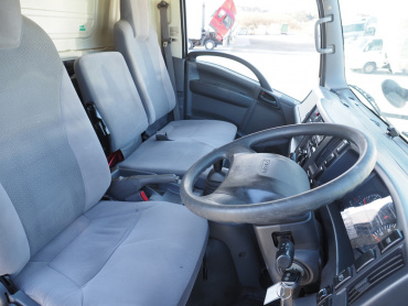 いすゞ エルフ 冷凍バン 小型 TPG-NPR85AN 年式 H27[写真24]