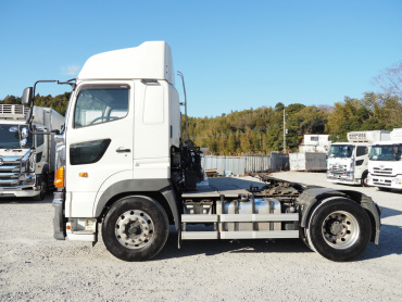 日野 プロフィア トラクタ 大型 QPG-SH1EDDG 年式 H27[写真10]