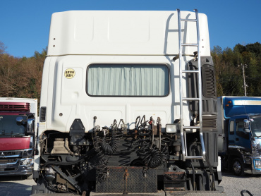 日野 プロフィア トラクタ 大型 QPG-SH1EDDG 年式 H27[写真16]
