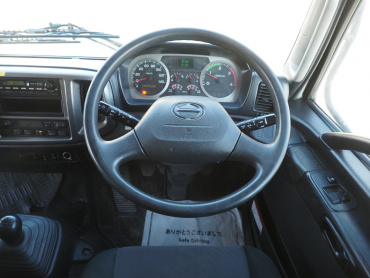 日野 レンジャー 冷凍バン 中型 TKG-FD9JLAG 年式 H28[写真25]