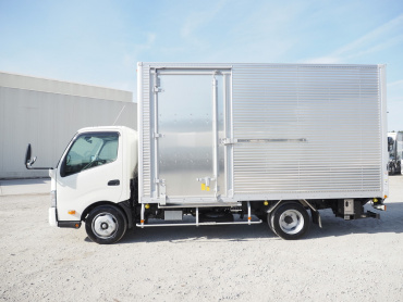 日野 デュトロ バン車 小型 2KG-XZU710M 年式 R6[写真09]