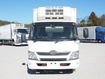 日野 デュトロ 冷凍バン 小型 TKG-XZU710M 年式 H28[写真02]