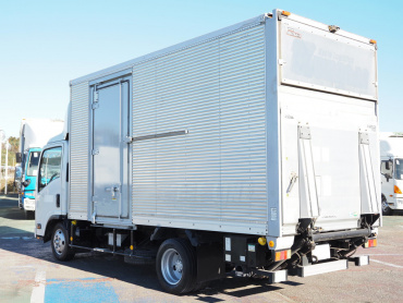 いすゞ エルフ バン車 小型 BKG-NMR85AN 年式 H23[写真05]