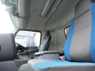 いすゞ ギガ ウイング車 大型 QPG-CYJ77B 年式 H28[写真41]