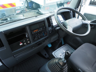 いすゞ フォワード 冷凍バン 中型 TKG-FRR90T2 年式 H25[写真26]