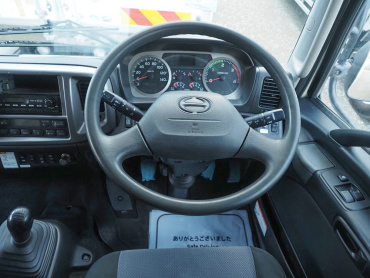 日野 レンジャープロ 冷凍バン 中型 TKG-FC7JKAA 年式 H28[写真23]