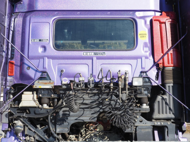日野 プロフィア トラクタ 大型 QPG-SH1EDDG 年式 H30[写真21]