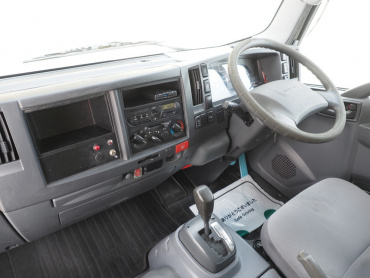 いすゞ  ウイング車 小型 TPG-NPR85AN 年式 H28[写真38]