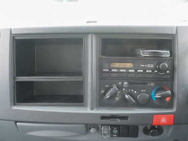 いすゞ エルフ バン車 小型 TKG-NPR85AN 年式 H26[写真27]