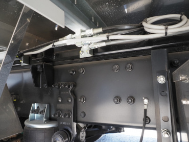 UDトラックス クオン ウイング車 大型 2PG-CG4FA 年式 R6[写真46]