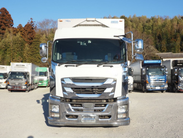 いすゞ ギガ ウイング車 大型 QKG-CYJ77B 年式 H28[写真03]