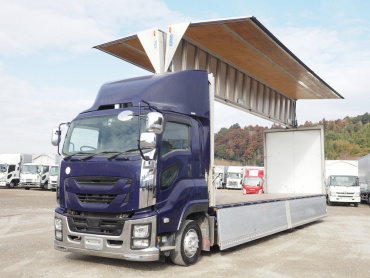 いすゞ ギガ ウイング車 大型 2PG-CYJ77C 年式 R1[写真03]