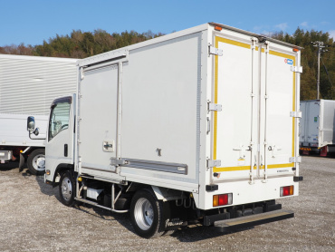 いすゞ エルフ 冷凍バン 小型 TPG-NMR85AN 年式 H28[写真06]