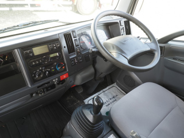 いすゞ エルフ 冷凍バン 小型 TPG-NMR85AN 年式 H28[写真26]