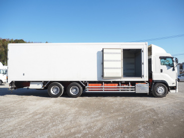 いすゞ ギガ 冷凍バン 大型 2PG-CYL77C 年式 H30[写真11]