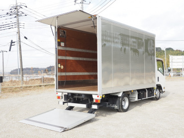 いすゞ エルフ バン車 小型 TKG-NMR85AN 年式 H26[写真16]