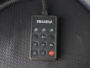 いすゞ ギガ 平ボディ 大型 QKG-CYJ77B 年式 H28[写真29]
