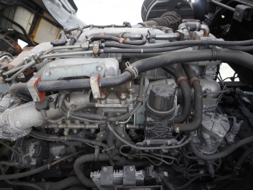 いすゞ ギガ 平ボディ 大型 QKG-CYJ77B 年式 H28[写真41]