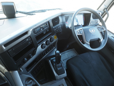 UDトラックス クオン ウイング車 大型 2PG-CG5CA 年式 R1[写真38]