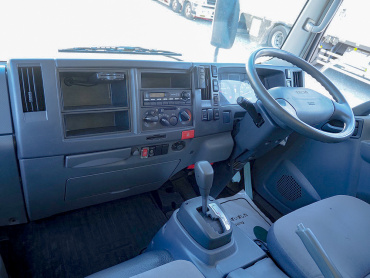 いすゞ エルフ ウイング車 小型 TKG-NPR85AN 年式 H25[写真31]
