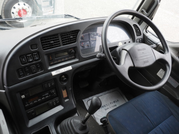 いすゞ  冷凍バン 大型 QKG-CYL77A 年式 H25[写真28]
