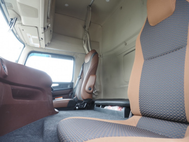 日野 プロフィア ウイング車 大型 2DG-FW1EHG 年式 H30[写真40]