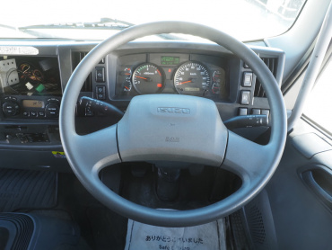 いすゞ フォワード 冷凍バン 中型 TKG-FRR90T2 年式 H28[写真25]