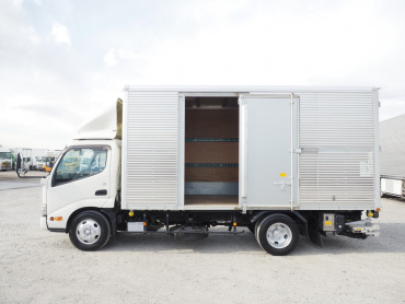 日野 デュトロ バン車 小型 2RG-XZU650M 年式 R2[写真10]