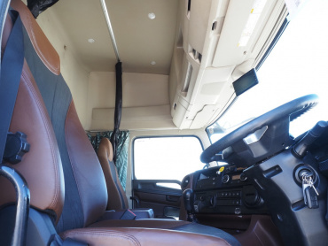 日野 プロフィア ウイング車 大型 2DG-FW1AHG 年式 R1[写真30]