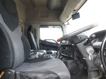 日野 プロフィア ウイング車 大型 QKG-FW1EXBJ 年式 H25[写真32]