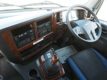 いすゞ ギガ ウイング車 大型 2PG-CYJ77C 年式 H30[写真32]