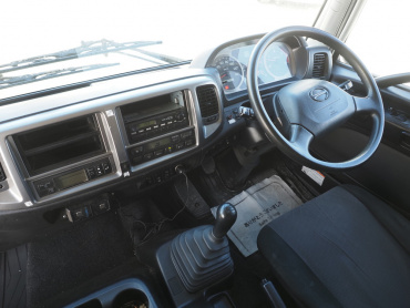 日野 レンジャー 冷凍バン 中型 TKG-FD9JLAG 年式 H29[写真22]
