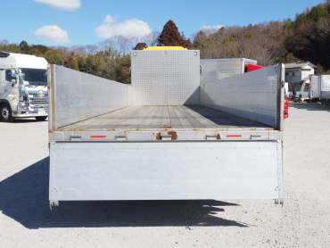 いすゞ ギガ 平ボディ 大型 QKG-CYJ77B 年式 H28[写真22]