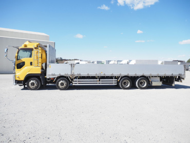 いすゞ ギガ 平ボディ 大型 QKG-CYJ77B 年式 H28[写真10]