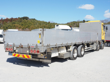 いすゞ ギガ 平ボディ 大型 QKG-CYJ77B 年式 H28[写真06]