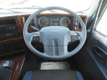 いすゞ ギガ ウイング車 大型 2PG-CYJ77C 年式 H30[写真39]