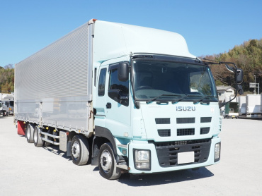 いすゞ ギガ ウイング車 大型 QKG-CYJ77A 年式 H25[写真05]