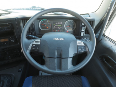 いすゞ ギガ ウイング車 大型 QKG-CYJ77B 年式 H29[写真33]
