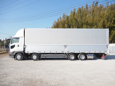 いすゞ ギガ ウイング車 大型 QKG-CYJ77B 年式 H29[写真15]