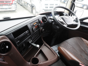 日野 プロフィア ウイング車 大型 2RG-FW1AHG 年式 R1[写真31]