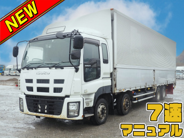 いすゞ ギガ ウイング車 大型 QKG-CYJ77A 年式 H28[写真01]