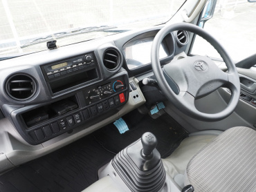 トヨタ ダイナ バン車 小型 TKG-XZU650 年式 H27[写真23]