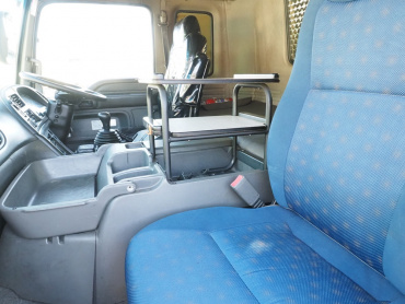 いすゞ ギガ ウイング車 大型 QKG-CYJ77A 年式 H26[写真38]