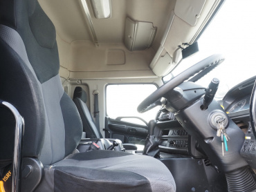 日野 プロフィア ウイング車 大型 QPG-FW1EXEG 年式 H27[写真31]