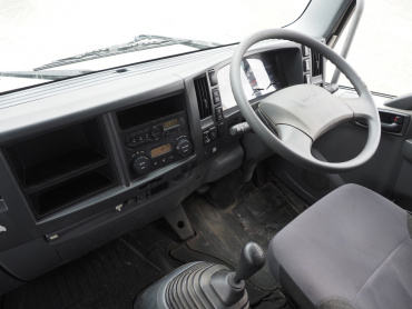 いすゞ フォワード 平ボディ 中型 TKG-FRR90S2 年式 H27[写真25]