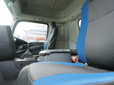 いすゞ ギガ ウイング車 大型 QKG-CYJ77B 年式 H28[写真42]