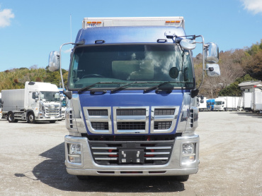 いすゞ ギガ 冷凍バン 大型 QKG-CYL77A 年式 H27[写真03]