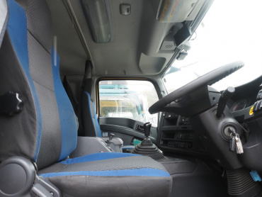 いすゞ ギガ 平ボディ 大型 QKG-CYJ77B 年式 H28[写真22]