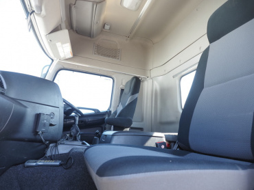 日野  トラクタ 大型 QPG-SH1EDDG 年式 H26[写真24]